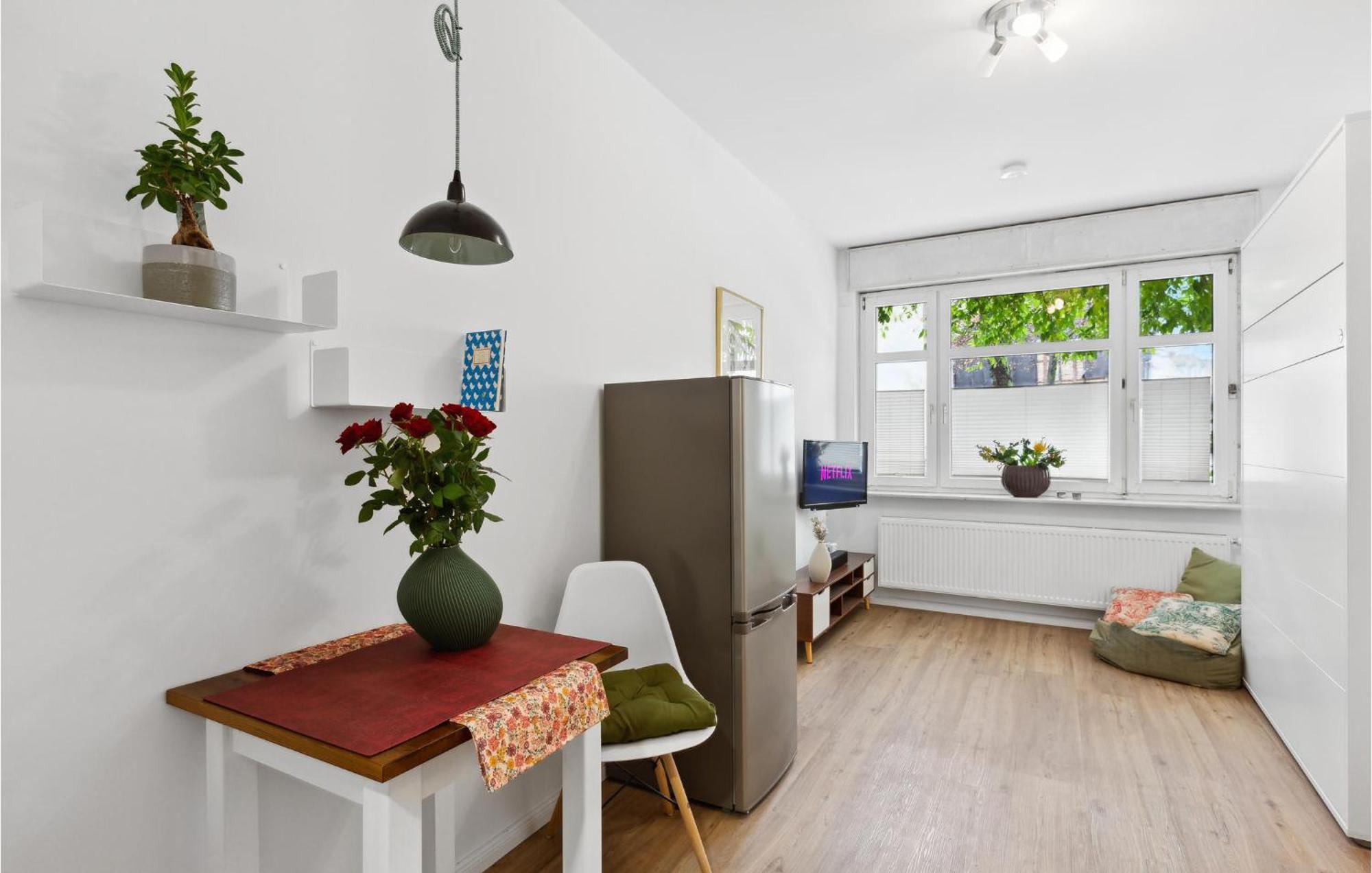 Pet Friendly Apartment In Naumburg With Kitchen Buitenkant foto